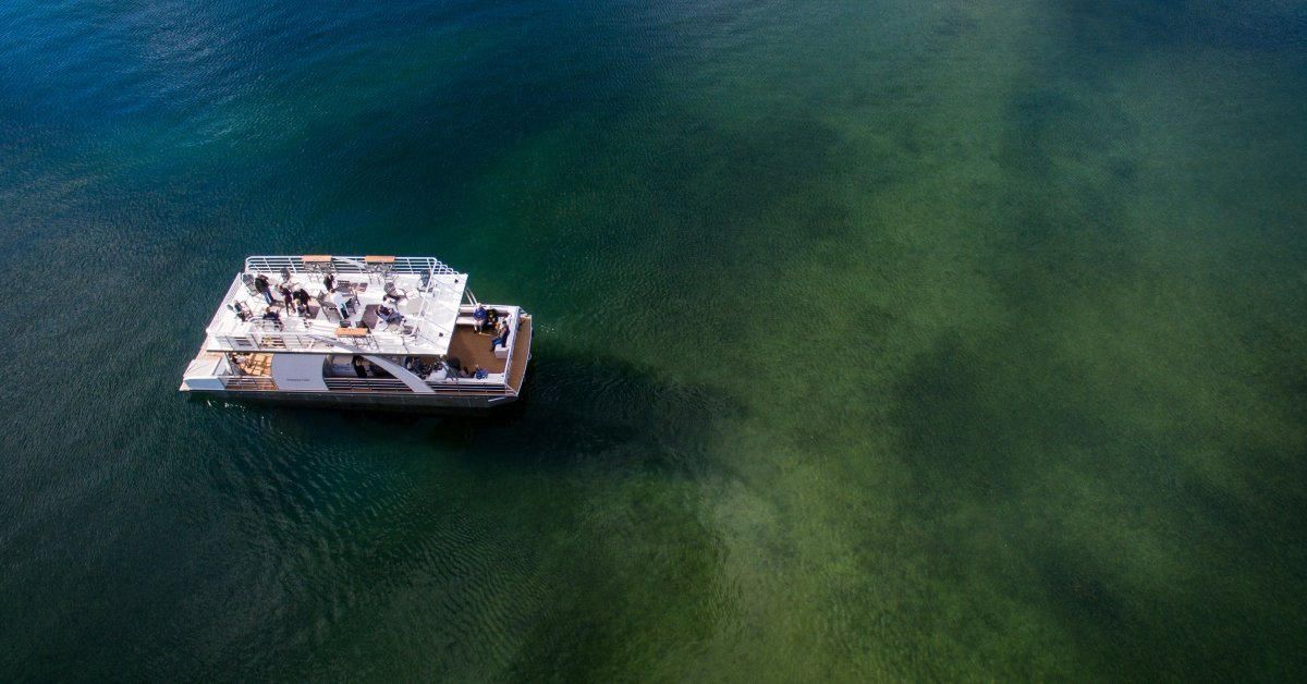 Yacht vs. Pontoon Boat Rentals: Which Is Right for You?