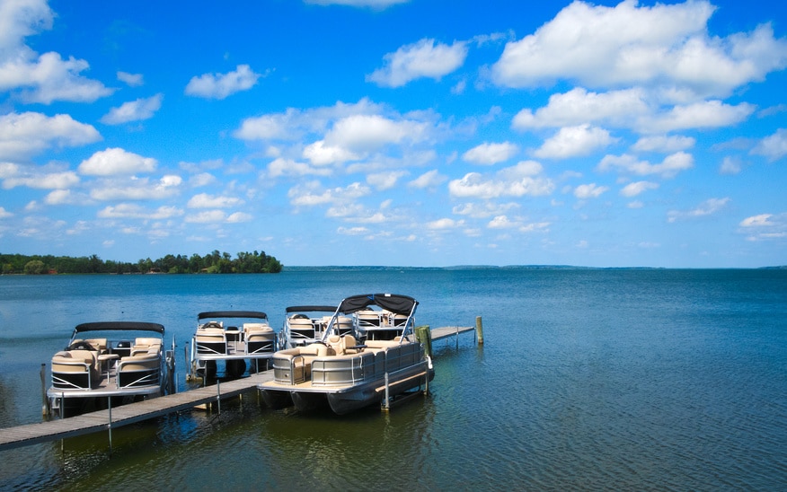 FIRST TIMERS: WHAT YOU NEED TO KNOW ABOUT RENTING A BOAT